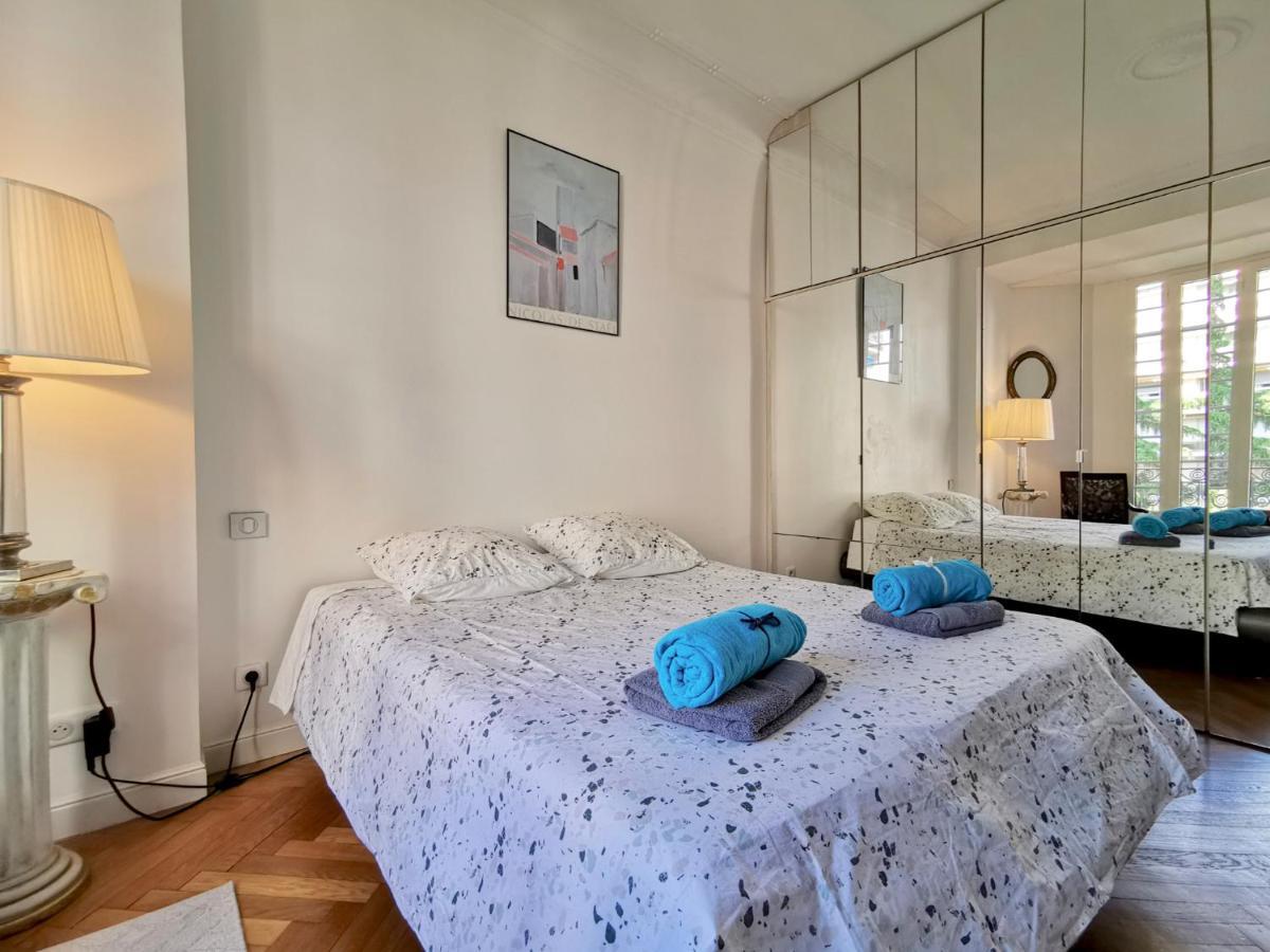 Apartmán Luxury Baquis Nice Exteriér fotografie